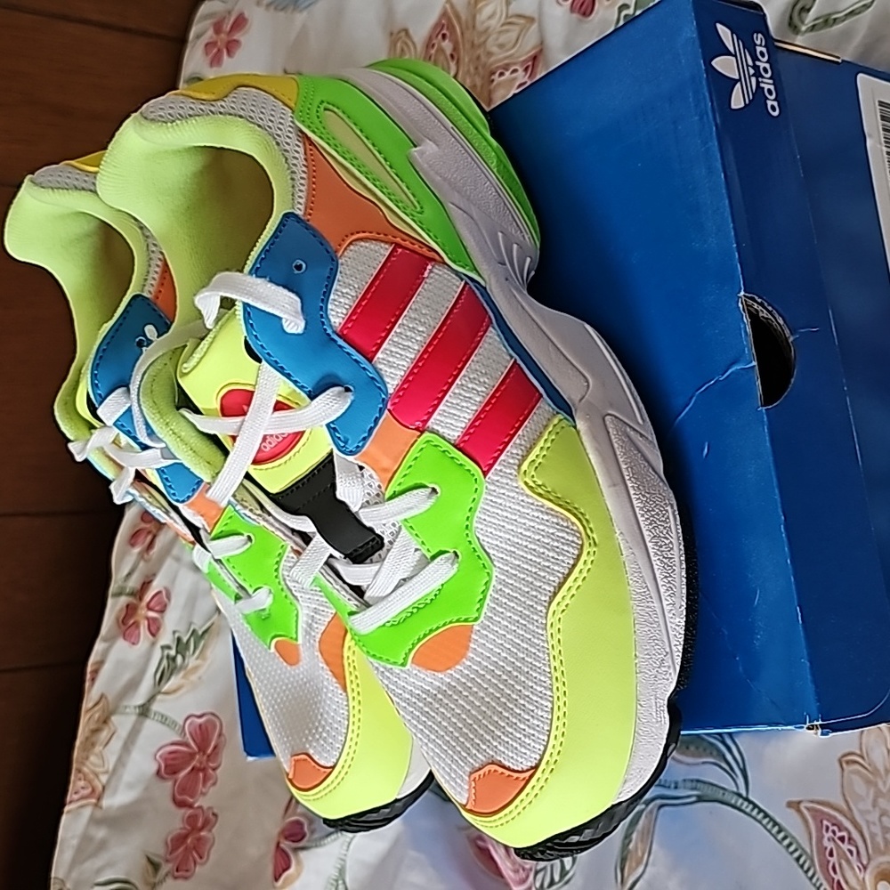 Adidas size kids 6
